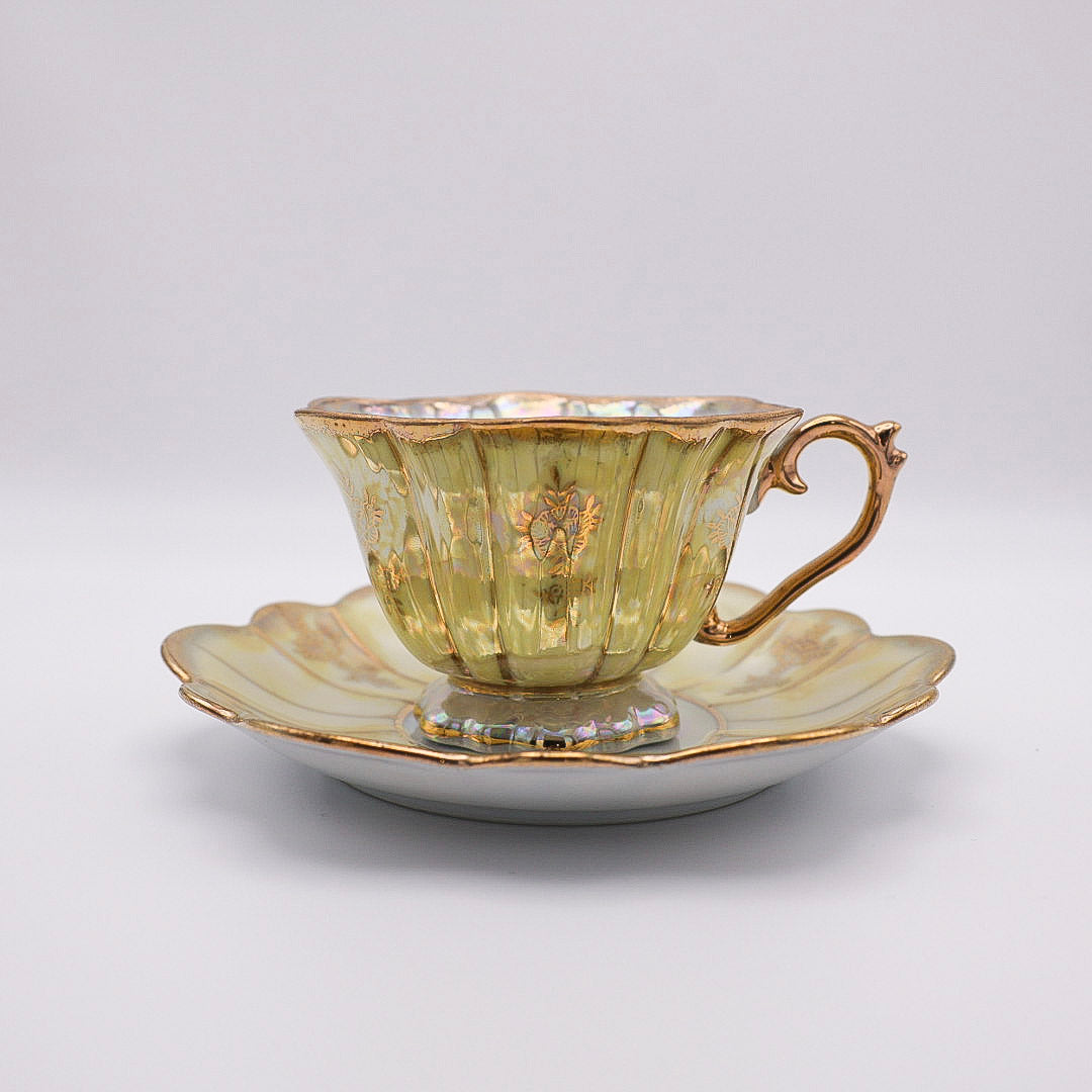 Fan Crest Iridescent Tea Cups with Saucers