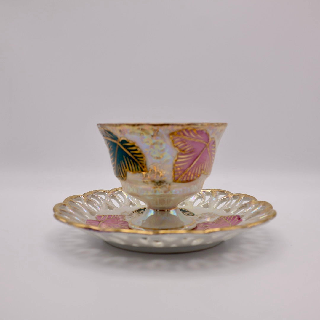 Fan Crest Iridescent Tea Cups with Saucers