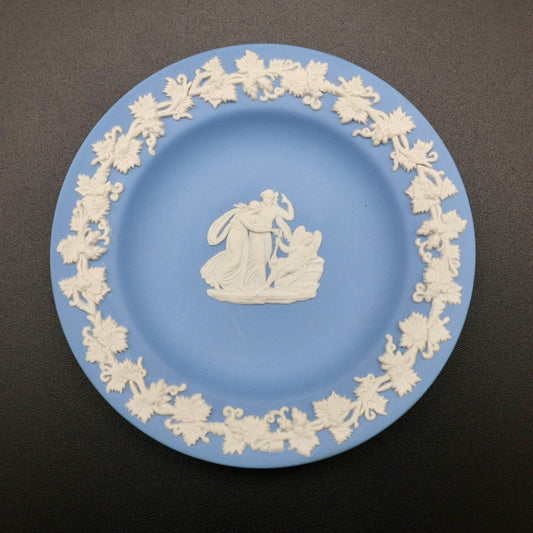 Wedgewood Jasperware Trinket Dish - Greek Muses with Cupid