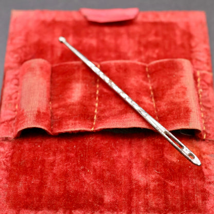 Antique Rosewood Traveling Dressing / Vanity Box with Accessories