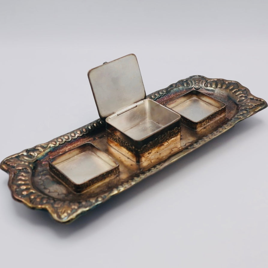 Pairpoint Dog Figural Inkwell Set