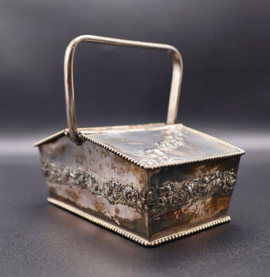 Antique Pairpoint Quadruple Plate Silverplate Basket Box with Handle c. 1900